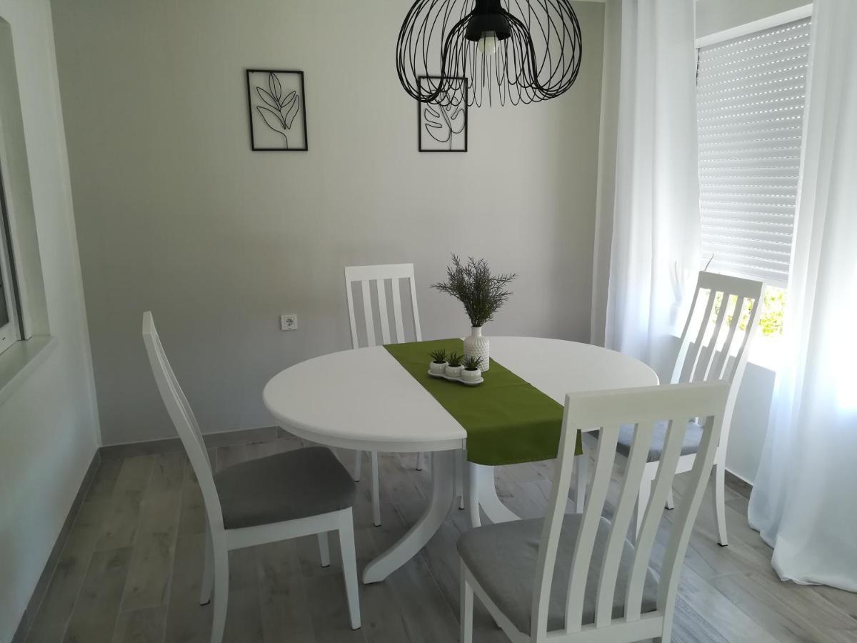 Apartmani Hermes Jadrija Exterior foto
